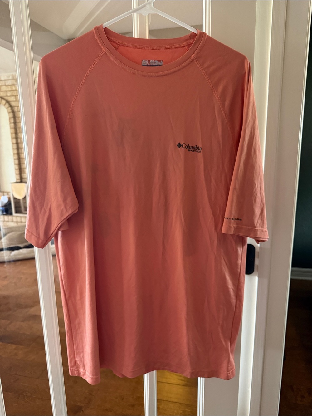 Columbia Men’s Short-Sleeve Shirt - Coral/Salmon